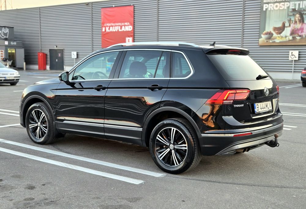 Vând tiguan  4 motion