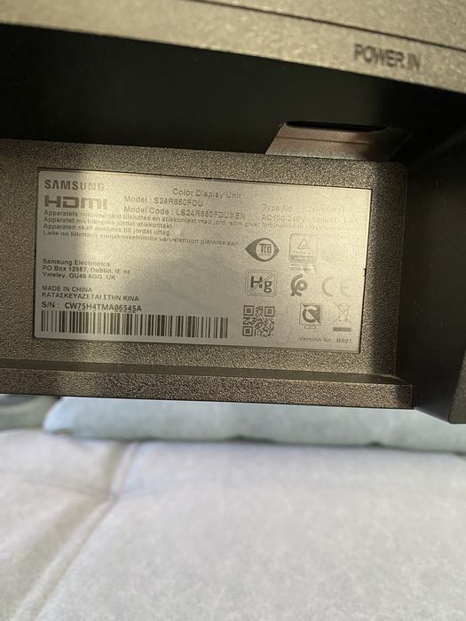 Monitor samsung led 27 inci