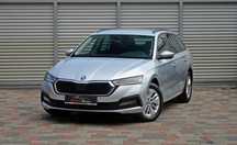 Skoda Octavia Distronic/Camera/Front-Lane assist/Volan incalzit/Senzori parcare