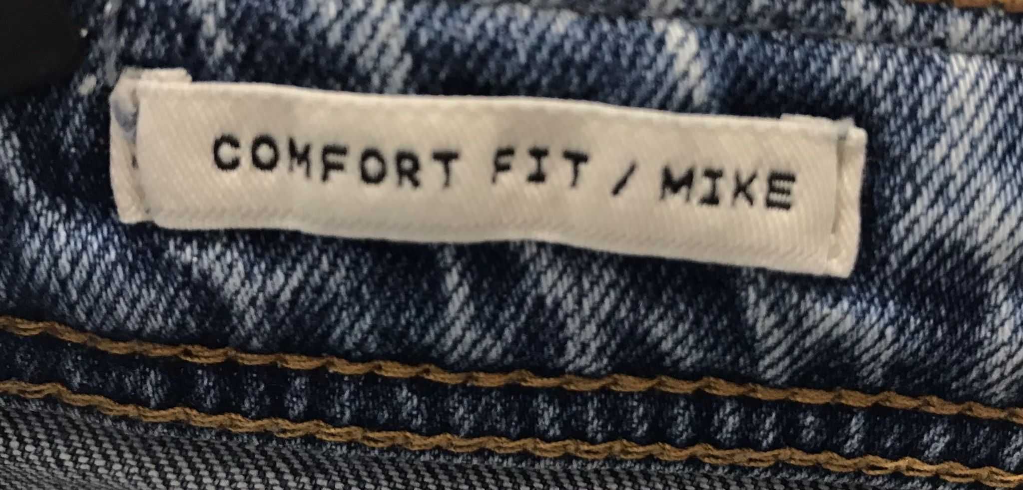 Jeans comfort fit Jack&Jones marimea XL