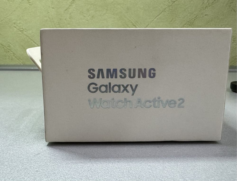 Продаю Samsung Active2 (44mm)