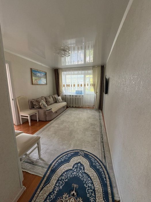 Продам 3-х комнатную квартиру в центре