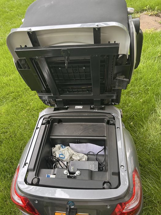 Triciclu electric VM4 fara permis ,scuter, autonomie 50 km