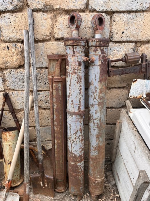 Цилиндр на К700