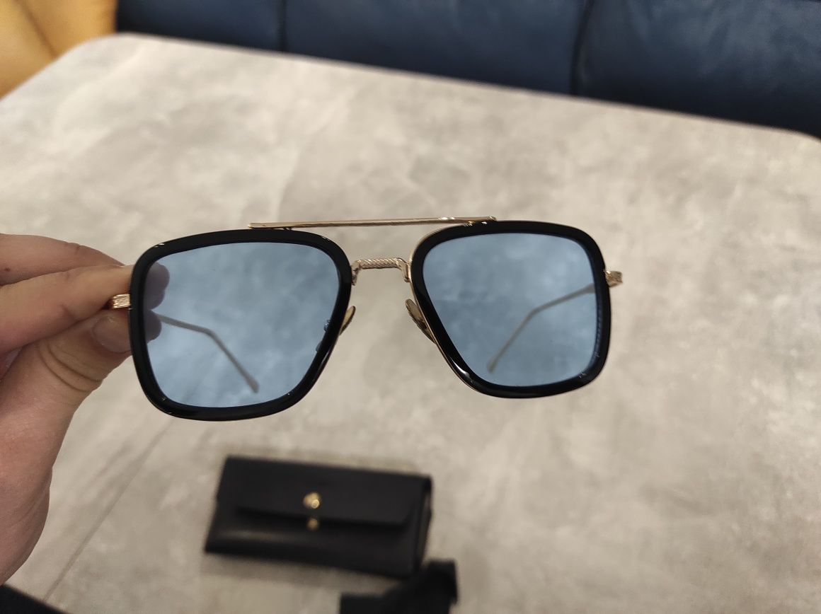 Мъжки стилни очила с масивна рамка