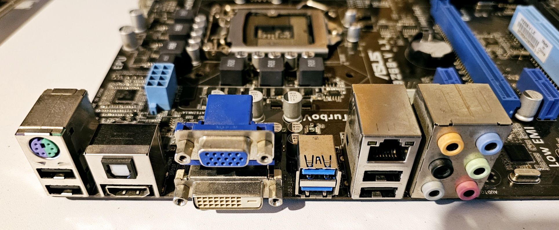 Placa de baza gaming Asus P8Z68 V LX socket 1155