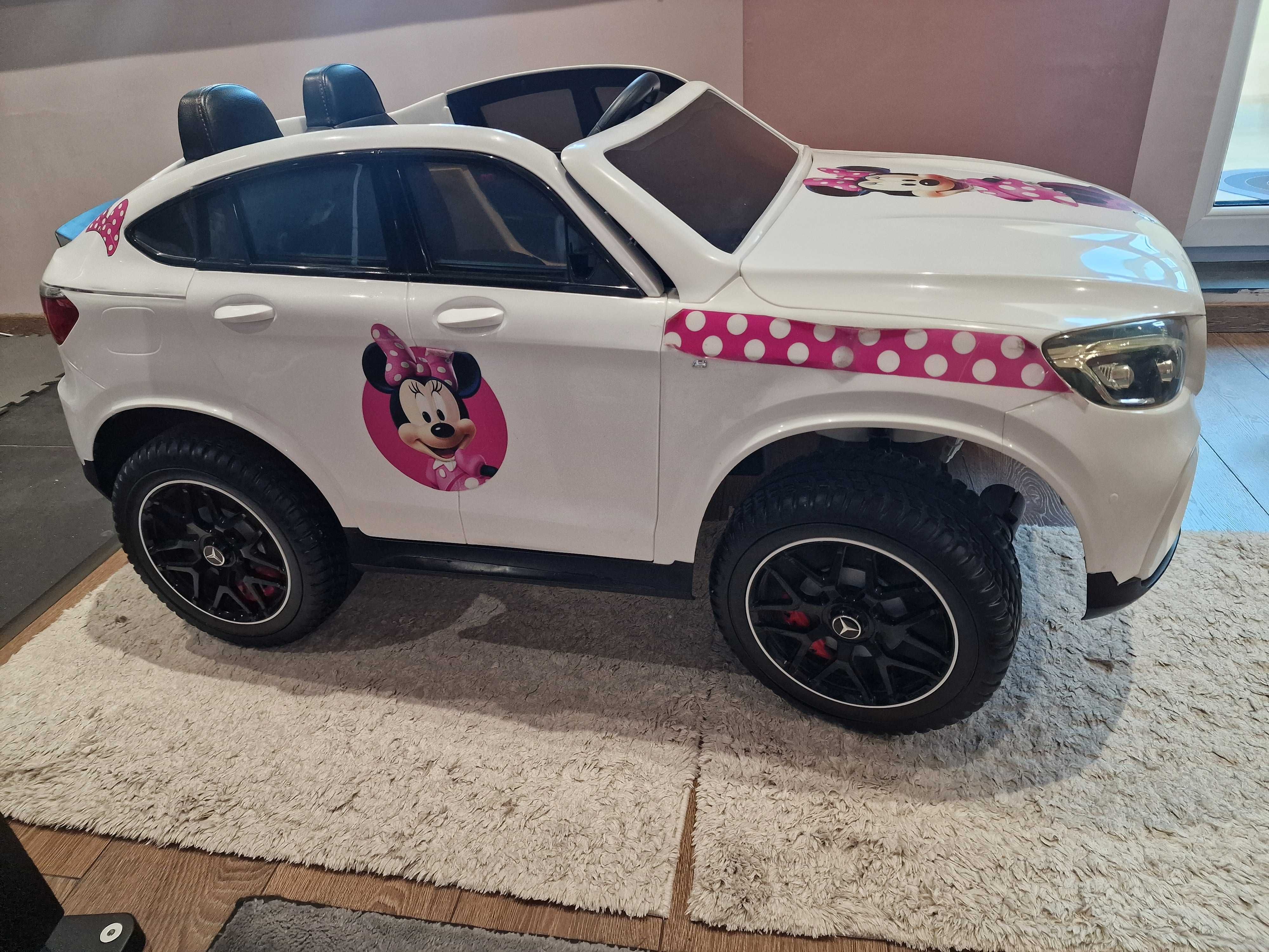 Акумулаторна двуместна детска кола  Mercedes Bezn GLC 63S /XMX608/