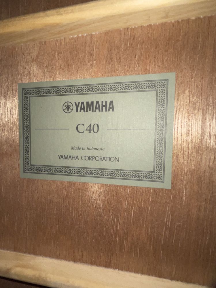 Гитара YAMAHA C40