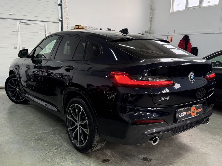 Model: BMW X4 xDrive20d, M-Pachet