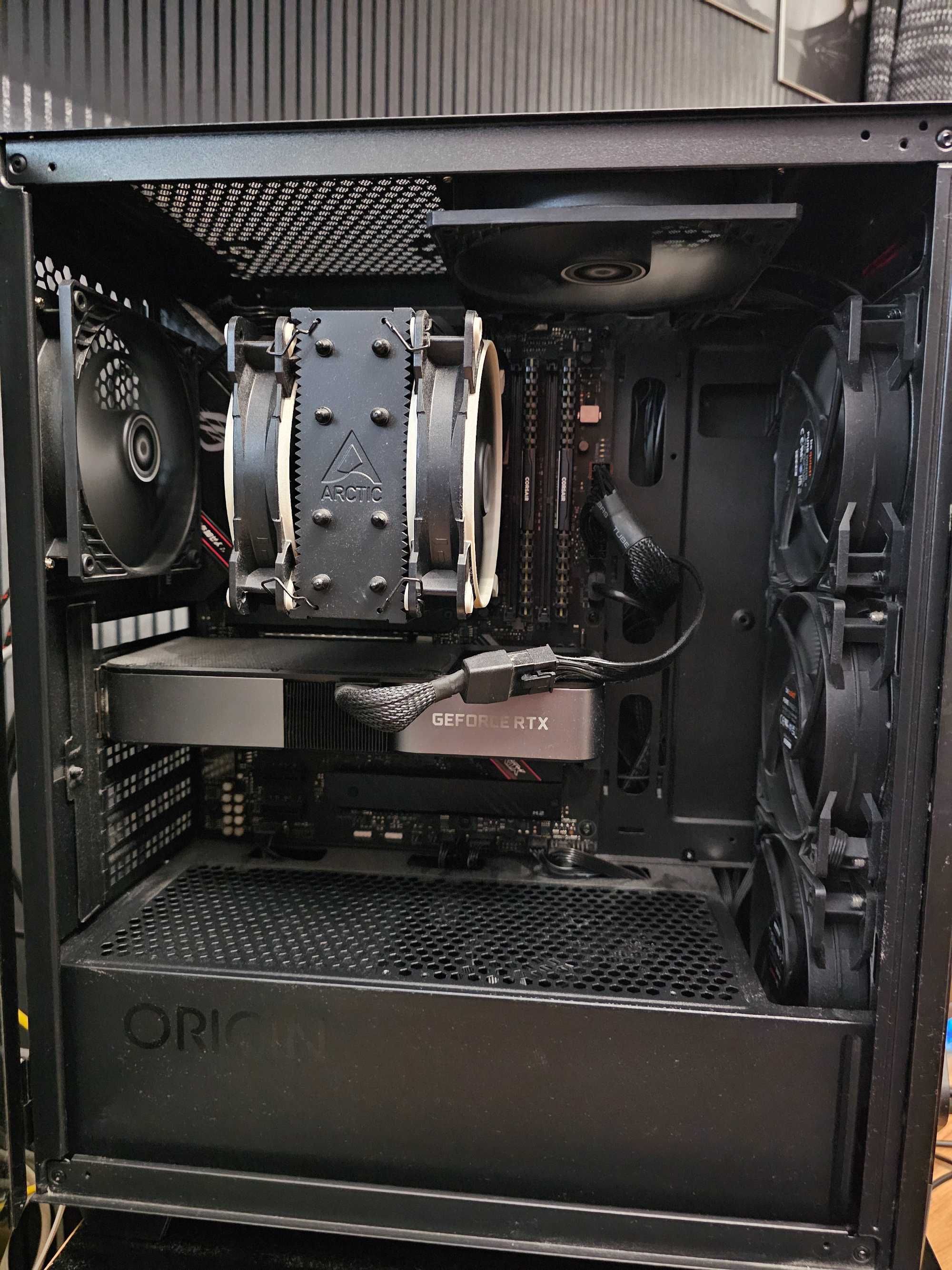 Ryzen 7 5800X3D/ RTX 3070/ 32GB/ Геймърски компютър