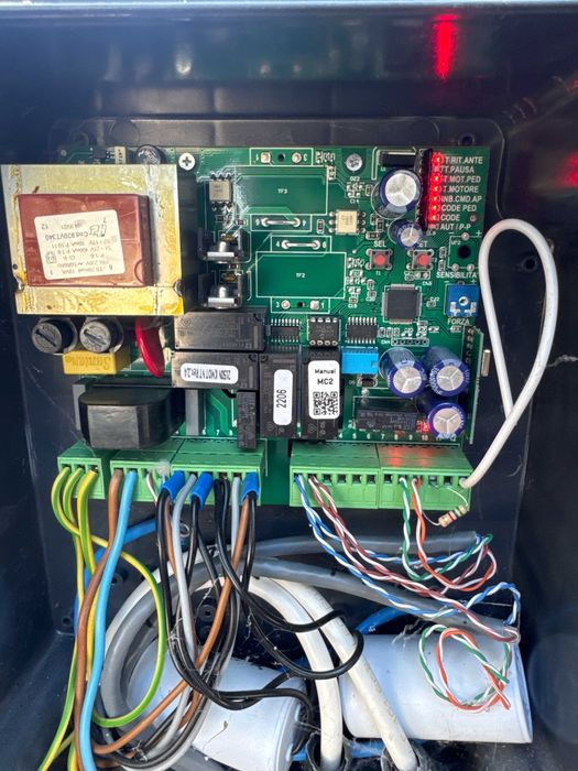 Automatizări porți & bariere auto | Confort și siguranță la tine acasă