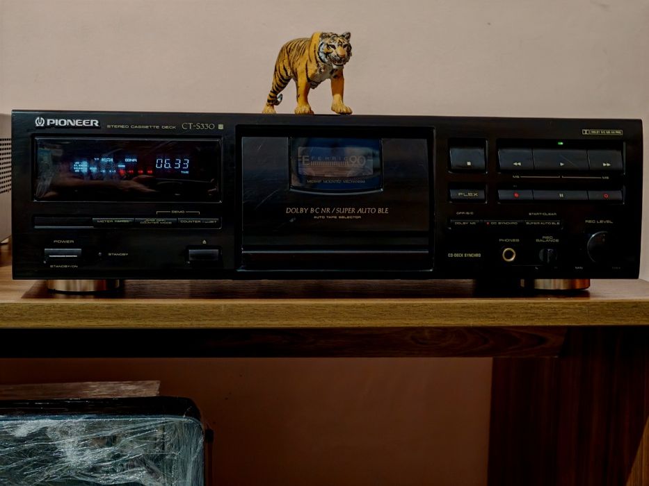 Pioneer CT-S330. Un deck de clasă. Made in Japan. Preț fix !