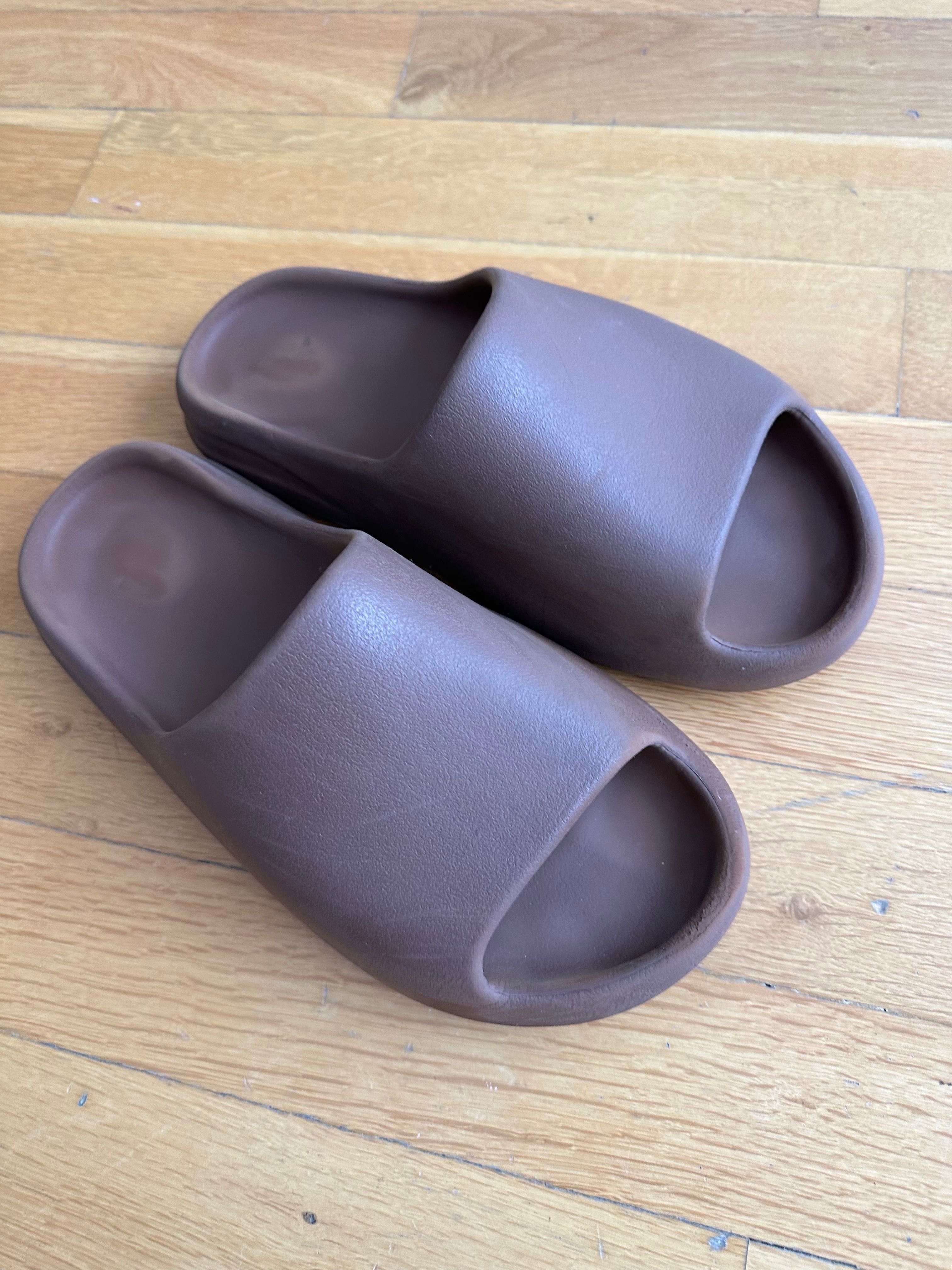 Yeezy Slides, 100% оригинални