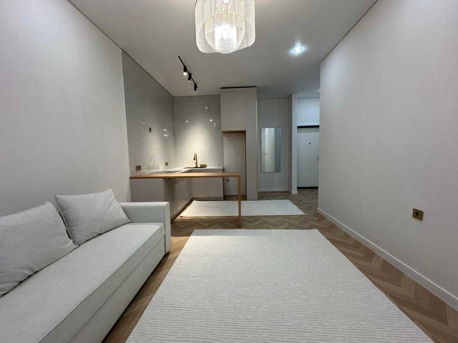 Евродвушка  38 кв.м ЖК Республика, район ТРЦ Хан Шатыр