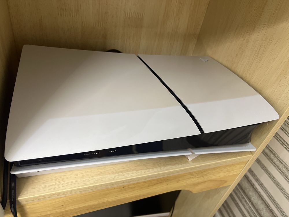 Play Station 5 2жостик заряд берадигон билан