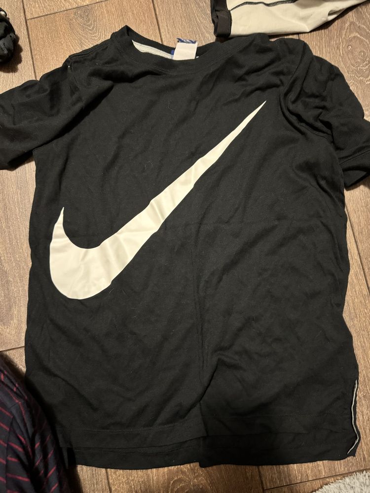 Спортни дрехи nike