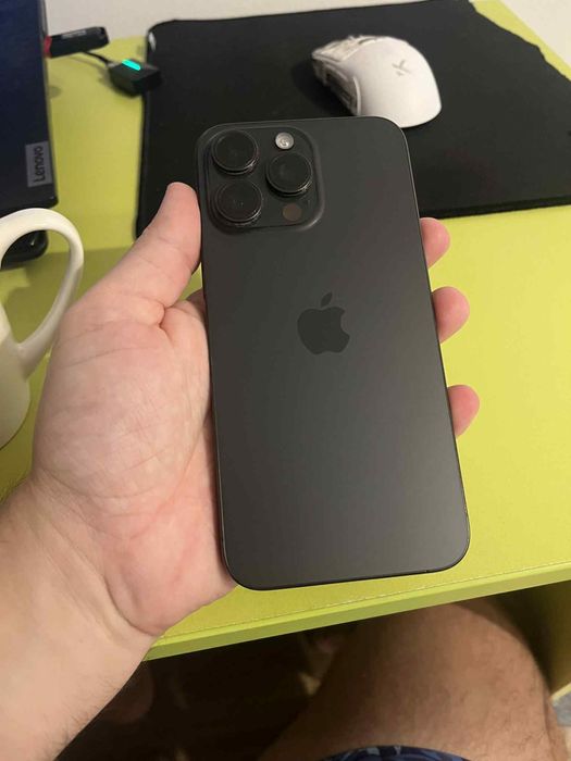 Vand Iphone 15 pro max 10/10 impecabil 256gb