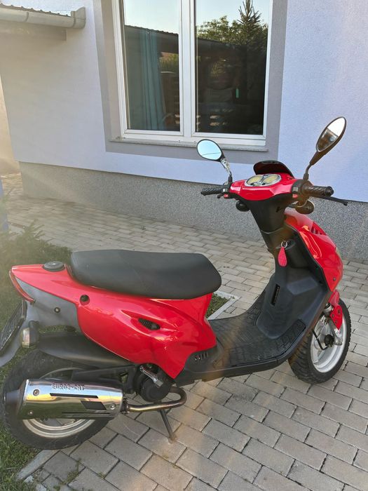 Vand Scutere diferite modele