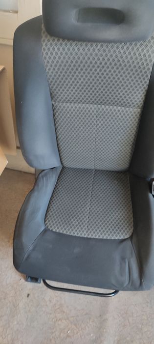 Текстилен салон + средна конзола Nissan X trail t31