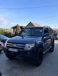 Mitsubishi Pajero Mitsubishi Pajero 3.2 DiD Autoutilitara