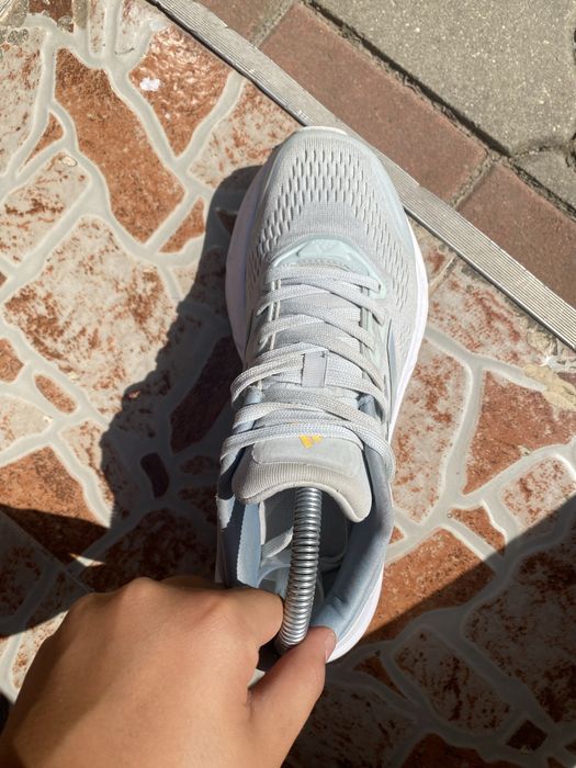 Adidasi Adidas Questar