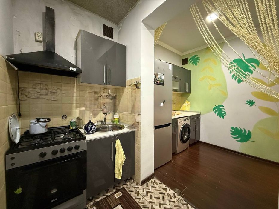 Юнусабод 15.кв 3/2/4 Срочно квартира Сотилади метролиня