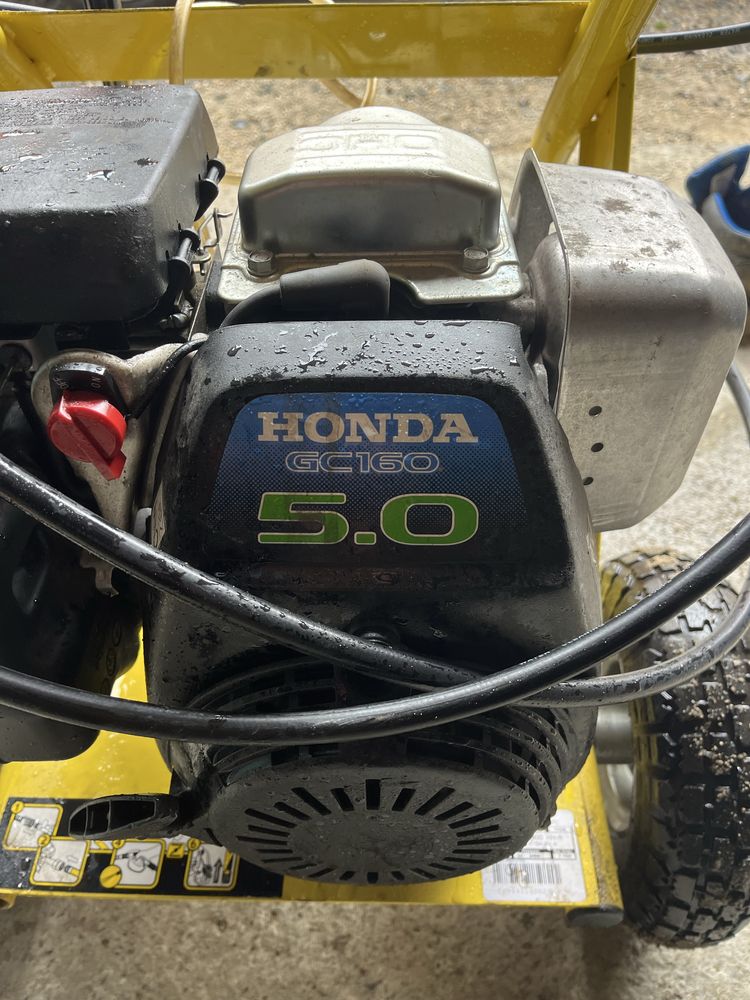 Karcher. Aparat spalat cu presiune cu motor honda benzina