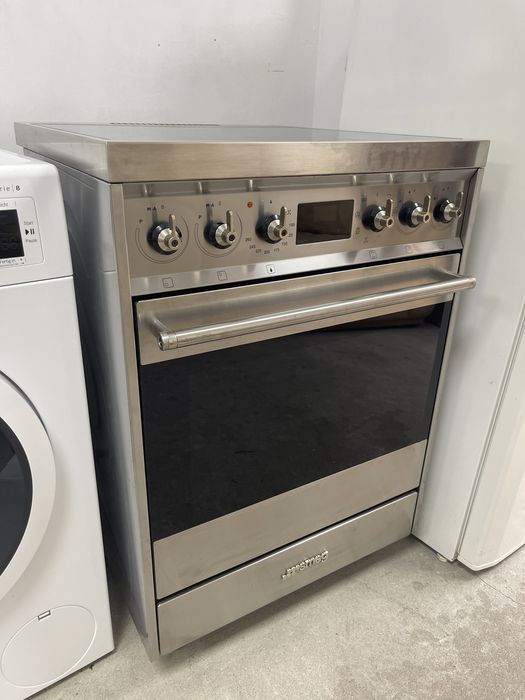 Aragaz SMEG Proffessional