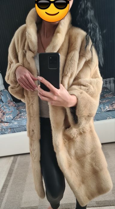 Продам шубу норковую