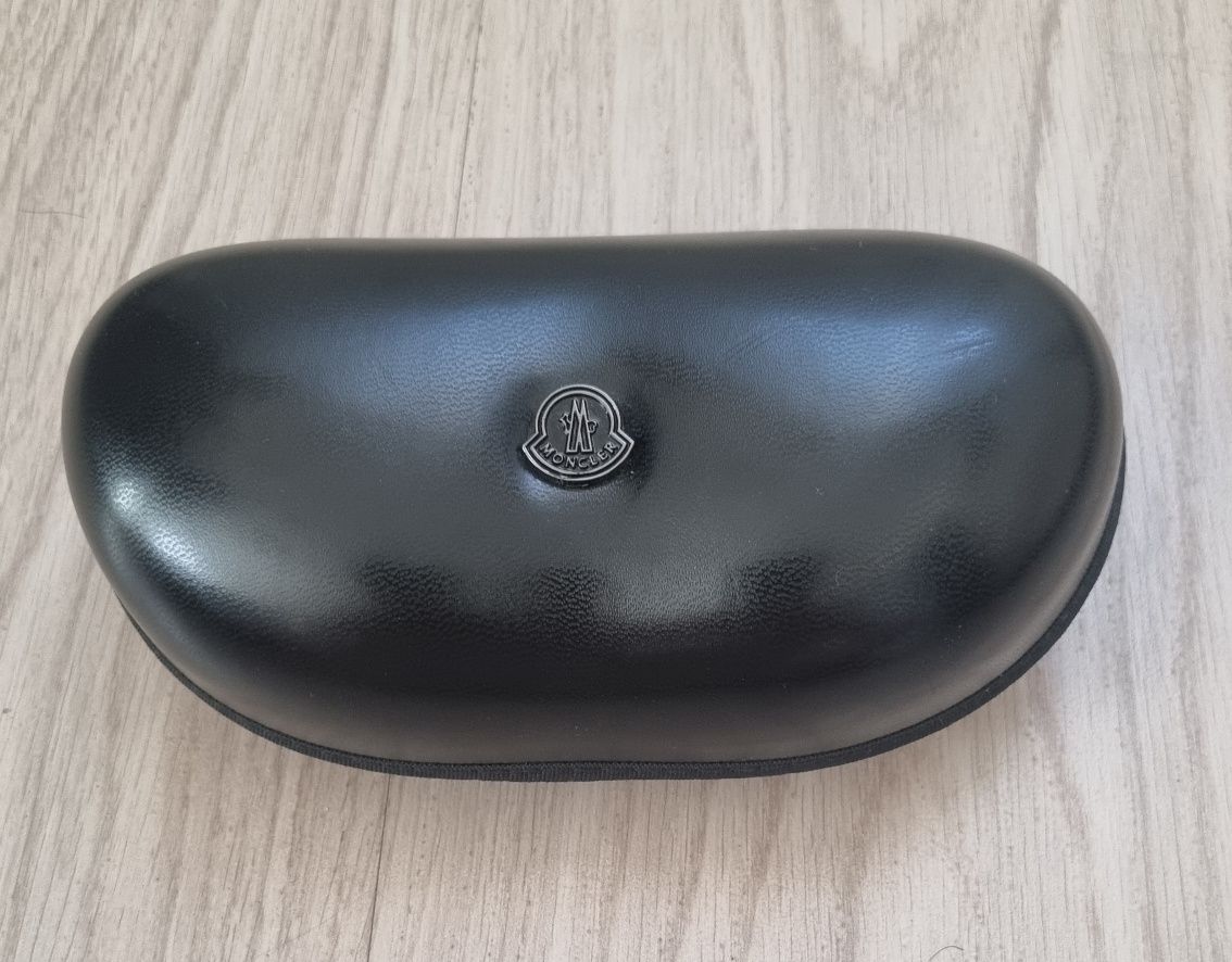 Разпродажба !!! Оригинални слънчеви очила Moncler ml0112-k/s 01a