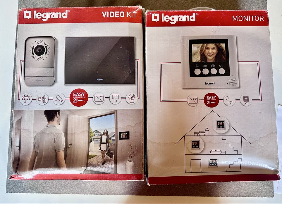 Kit videointerfon Legrand (ecran 7")+ monitor interior suplimentar