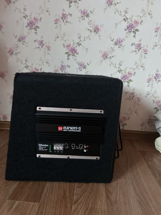 сабвуфер в хорошем состояние