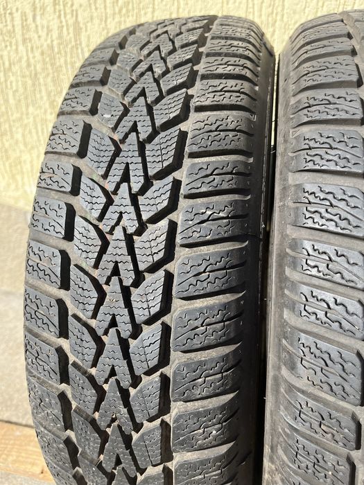 2 бр. зимни гуми 175/65/15 Dunlop 6,5 mm DOT 2217
