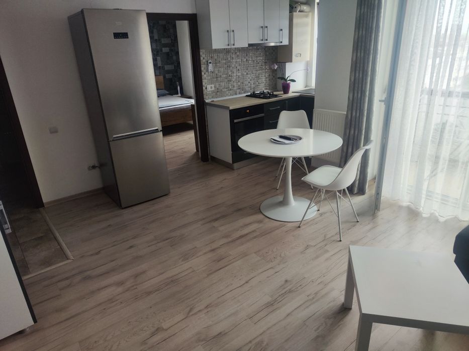 Inchiriez apartament 2 camere bloc nou