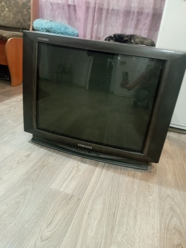 Продам телевизор в  отличном, рабочем состояние,