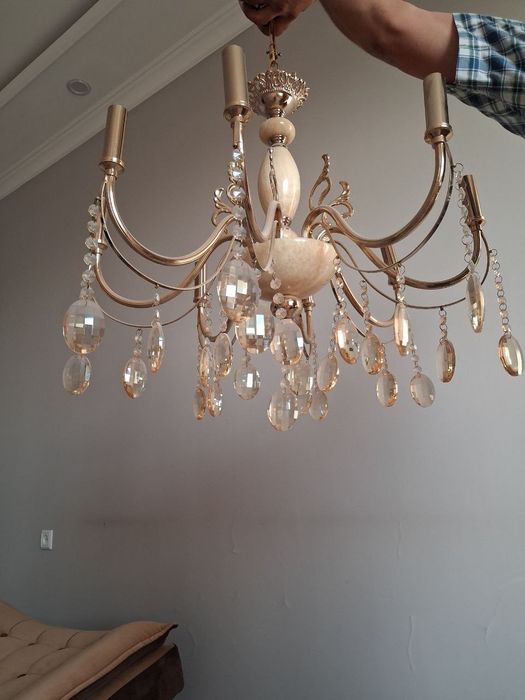 Хрустальная люстра