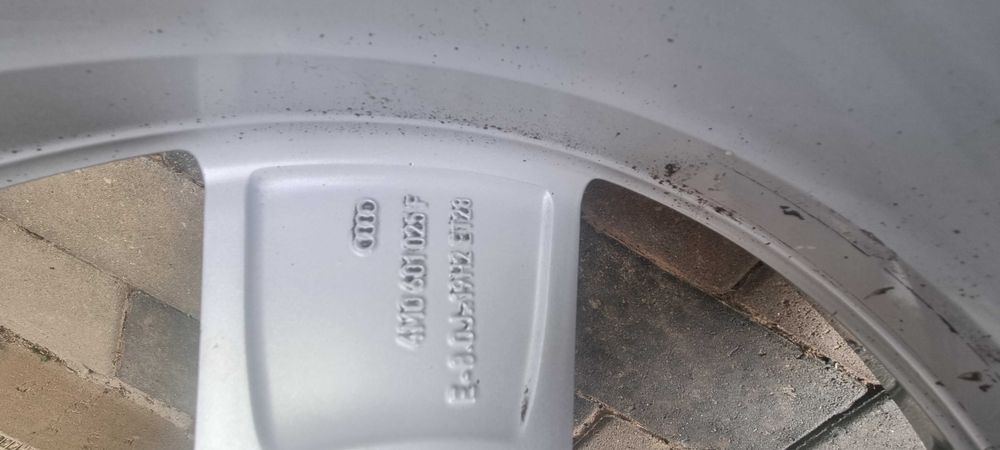 Jante R19 Audi  8.OJ×19H2 ET 28