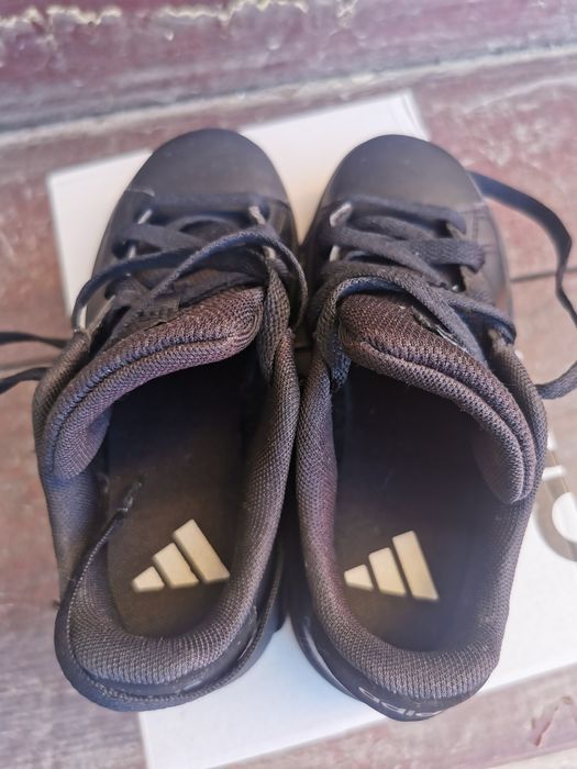 Adidas copii marimea 29