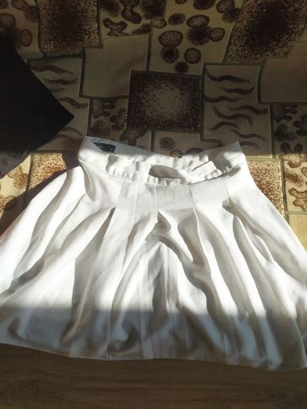 Продам юбка Белая