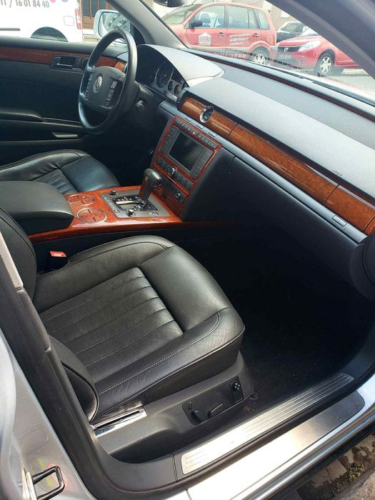 Vând sau Schimb VW PHAETON 2008