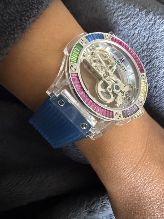Hublot rainbow часовник