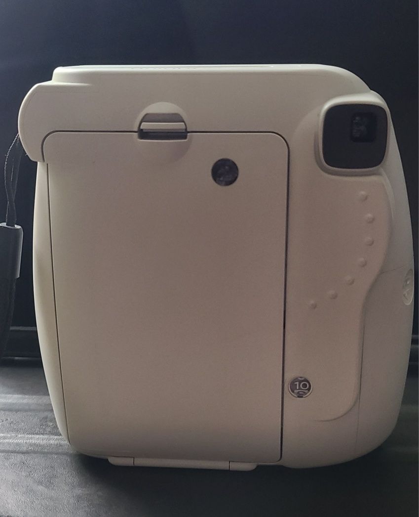 Фотоаппарат instax 9