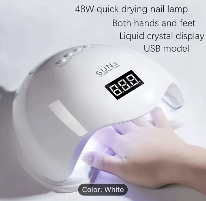 LED лампа за гел лак