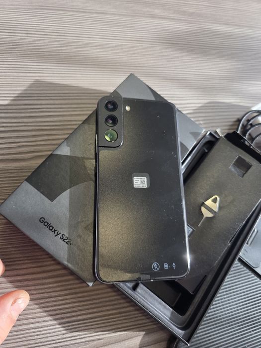Samsung s22 plus(+)