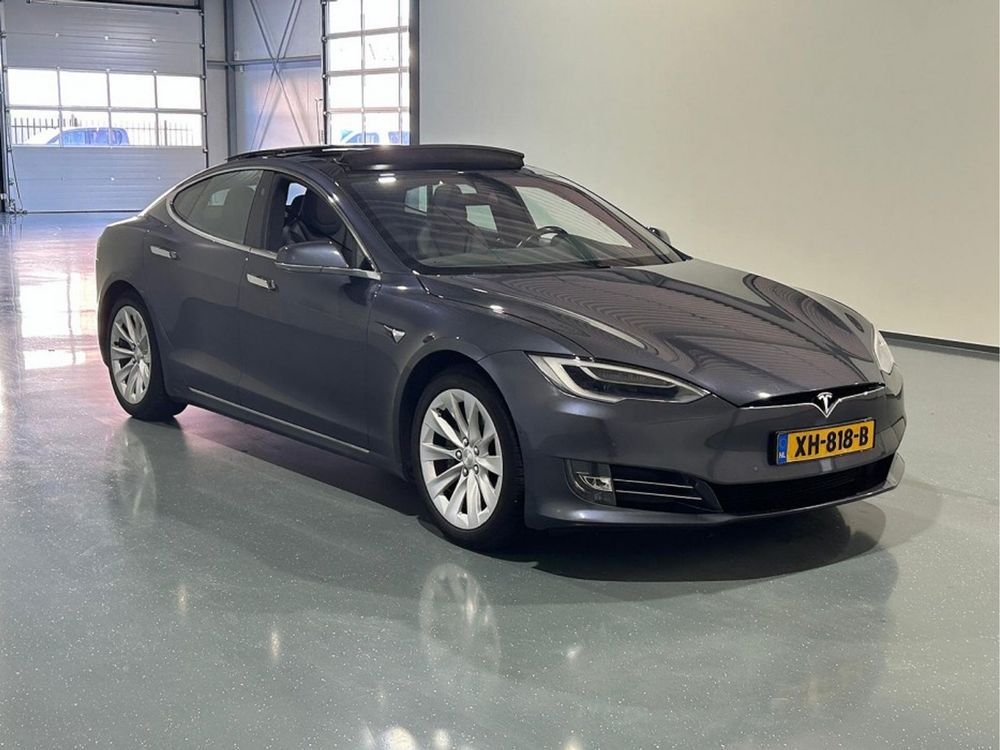 Tesla Model S 75D