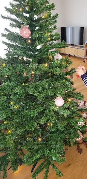 Brad artificial Colorado 180cm 406ramuri