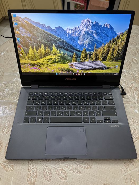 ASUS vivo book flip TP 412 U