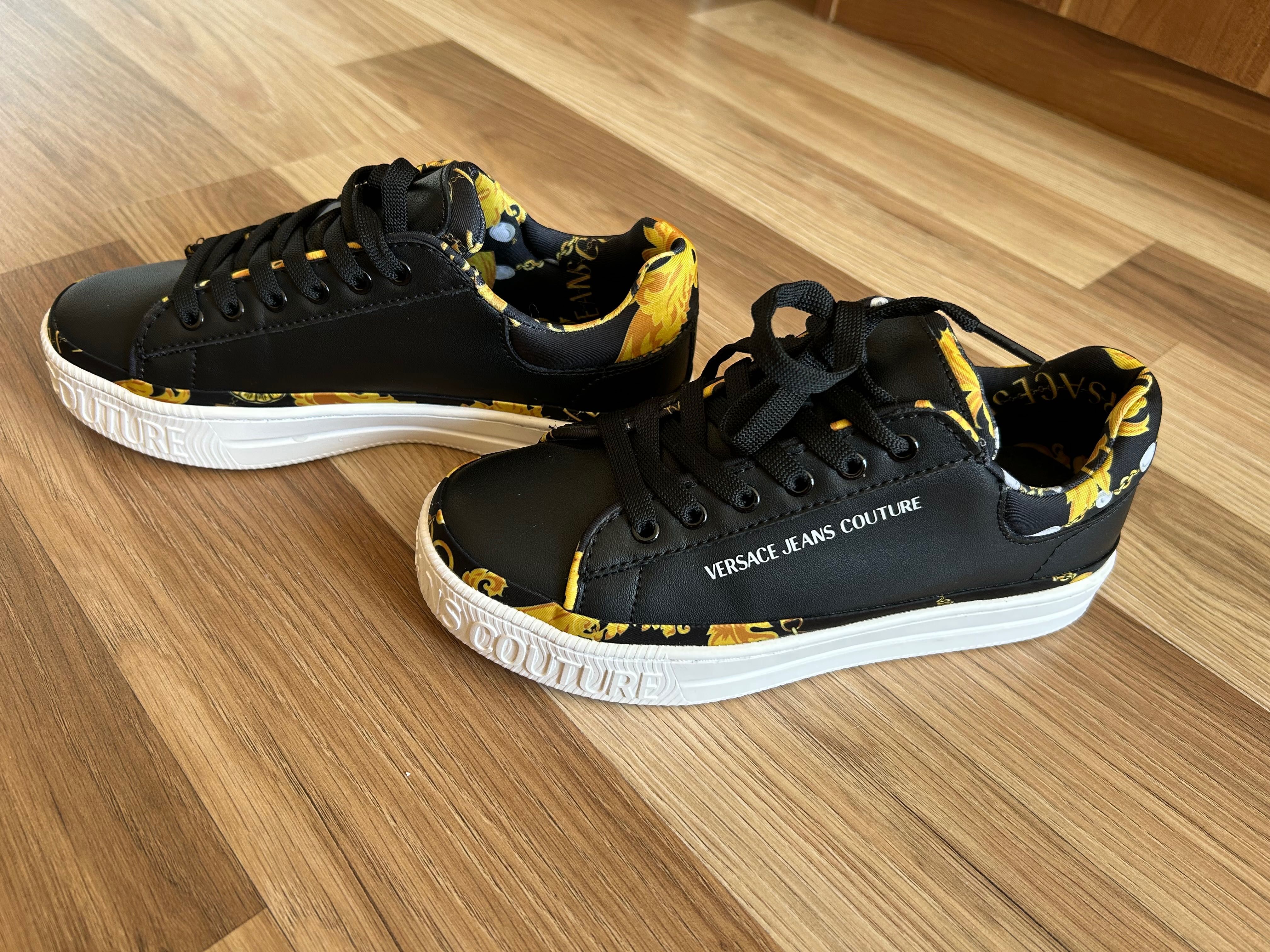 VERSACE JEANS COUTURE спортни обувки от естествена кожа, N 36. Нови!