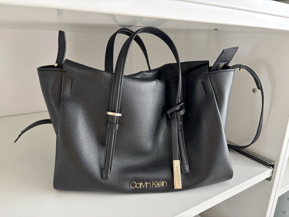 Geanta Calvin Klein