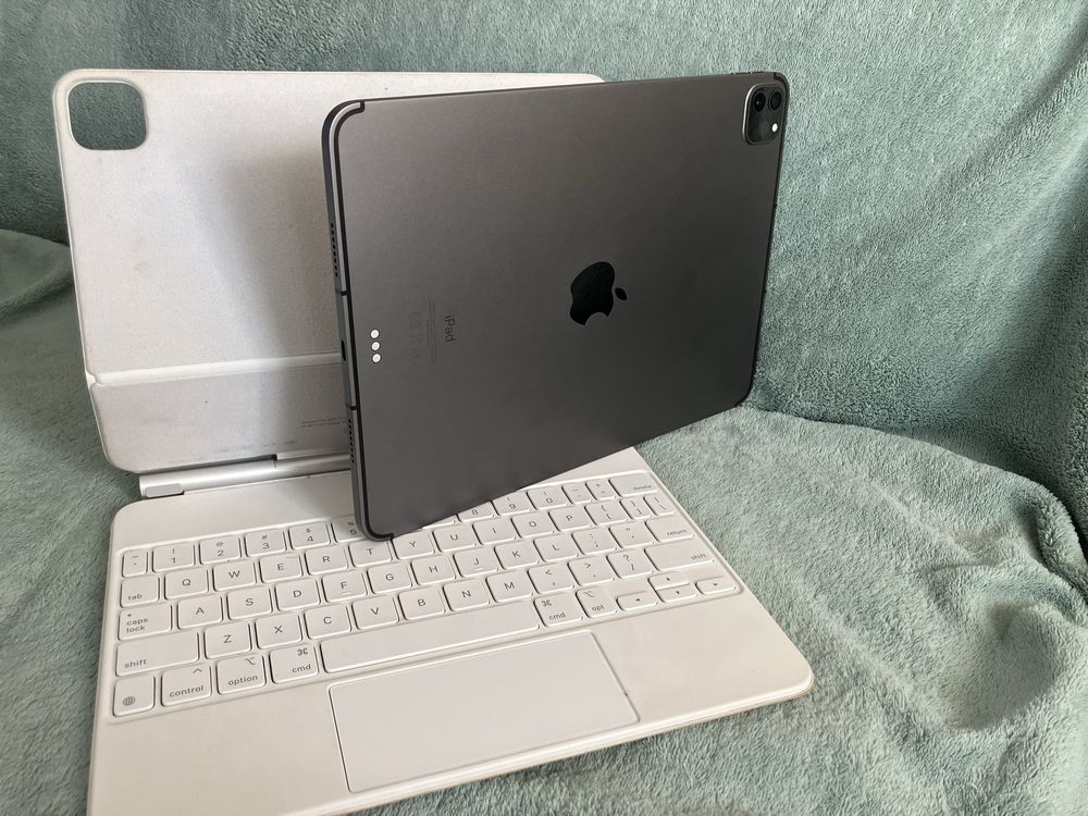 iPad 11 pro M1 (3td generation) A1 + Cellular